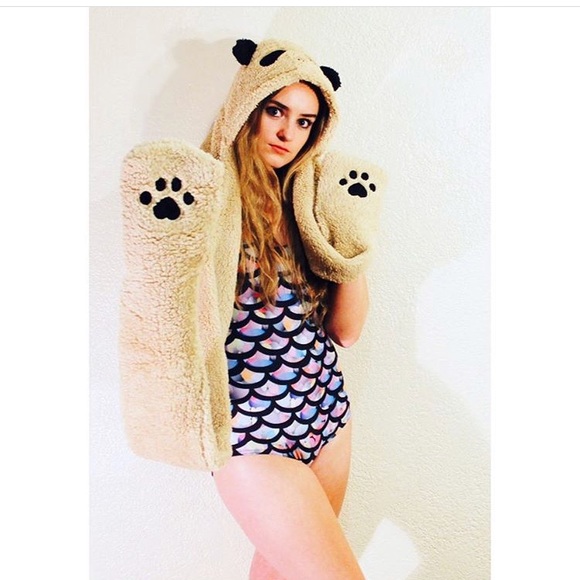 Bear hat - Picture 2 of 2